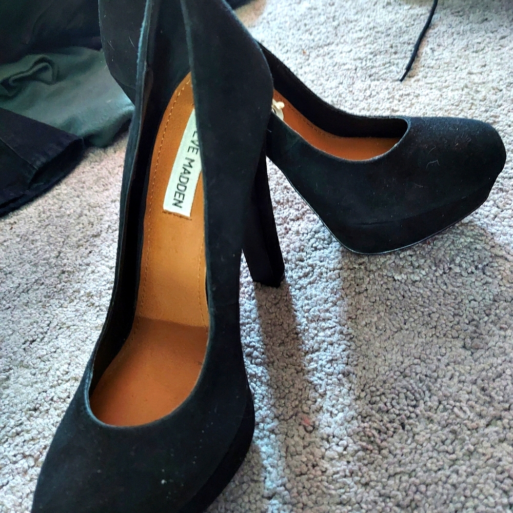 Steven Madden Pumps
